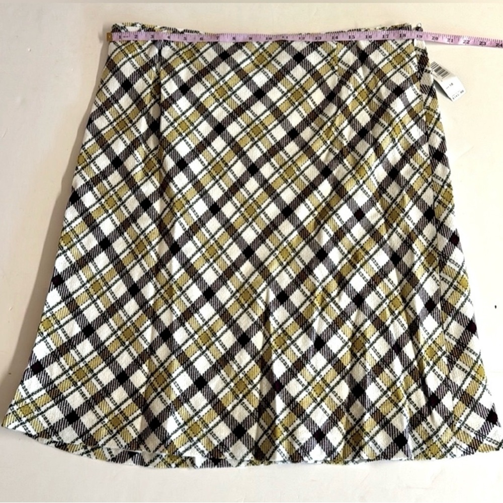 NWT Pendleton lightweight wool blend purple and cream plaid mini skirt.Size 18